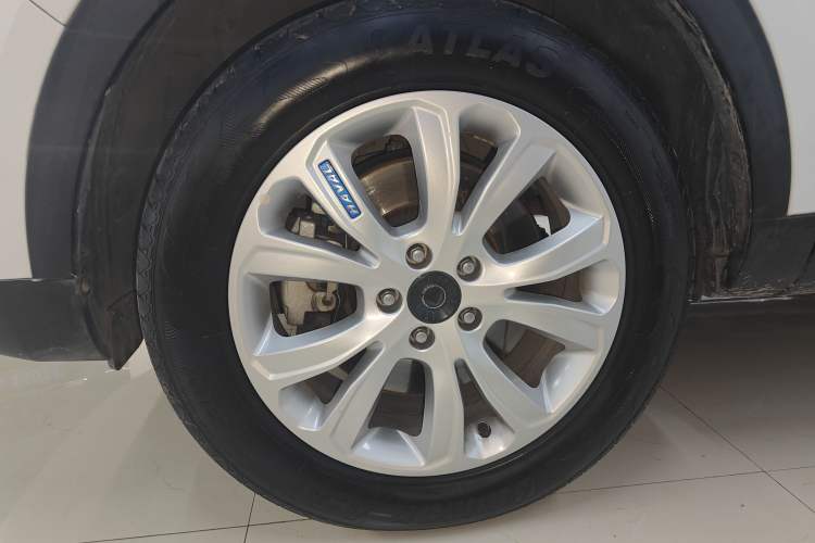 Used Haval H4 2018 Blue Label 1.5 GDIT DCT Fashion Edition Left Front Wheel Hub