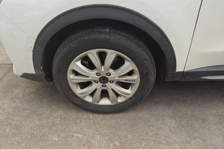 Used Haval H4 2018 Blue Label 1.5 GDIT DCT Fashion Edition Left Front Wheel Hub