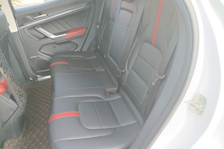 Used Haval H4 2018 Red-Label 1.5 GDIT DCT Fashion Edition Left Rear Seat