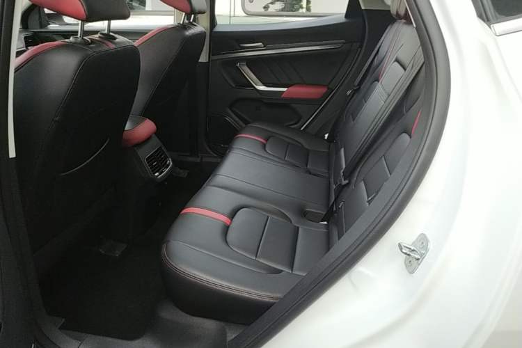 Used Haval H4 2018 Red-Label 1.5 GDIT DCT Fashion Edition Left Rear Seat