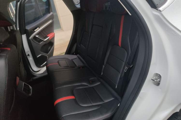 Used Haval H4 2018 Red-Label 1.5 GDIT DCT Fashion Edition Left Rear Seat