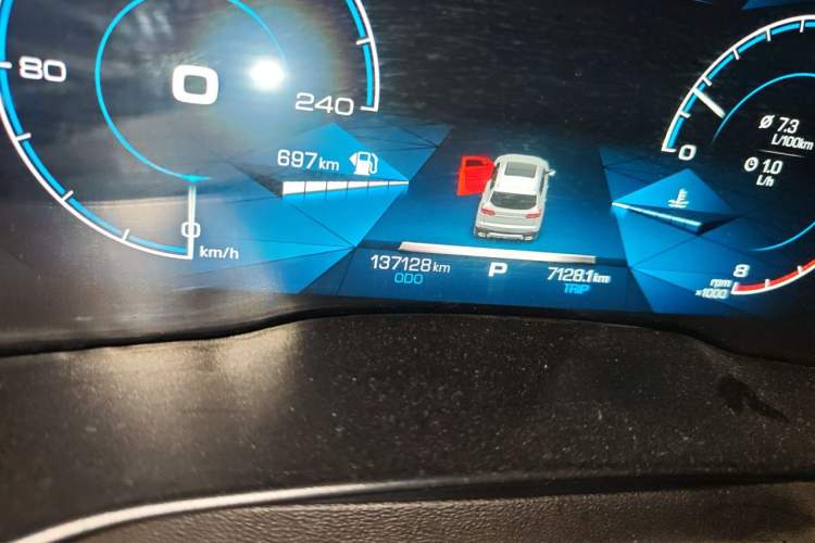 Used Haval H4 2018 Blue Label 1.5 GDIT DCT Fashion Edition Odometer Close Up