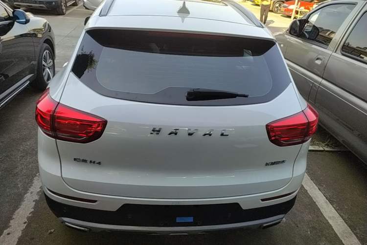 Used Haval H4 2018 Red-Label 1.5 GDIT DCT Fashion Edition Rear