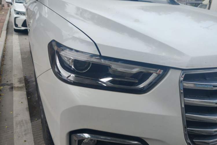 Used Haval H4 2018 Red-Label 1.5 GDIT DCT Fashion Edition Right Front Headlight