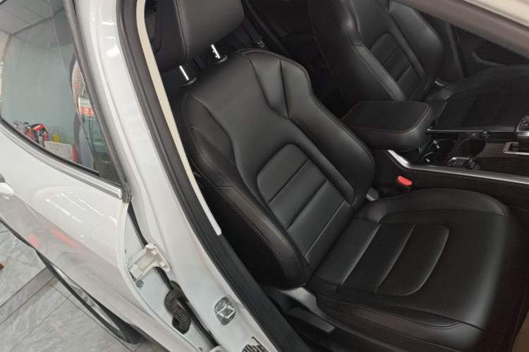 Used Haval H4 2018 Red-Label 1.3 GDIT DCT Fashion Edition Right Front Seat