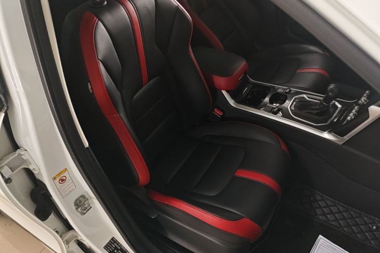 Used Haval H4 2018 Red-Label 1.5 GDIT DCT Fashion Edition Right Front Seat