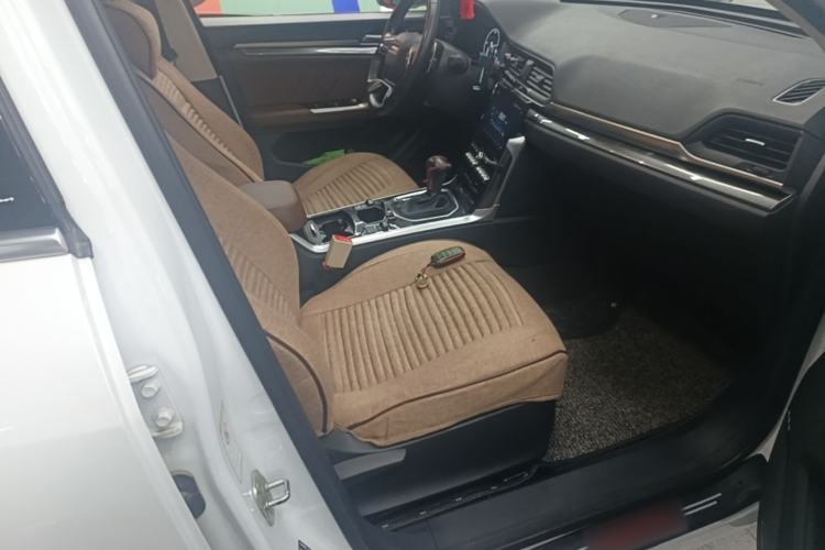 Used Haval H4 2018 Red-Label 1.5 GDIT DCT Fashion Edition Right Front Seat