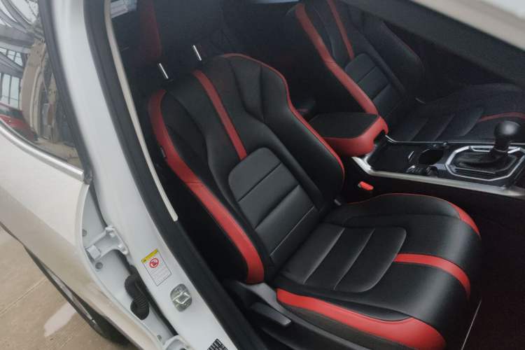 Used Haval H4 2018 Red-Label 1.5 GDIT DCT Fashion Edition Right Front Seat
