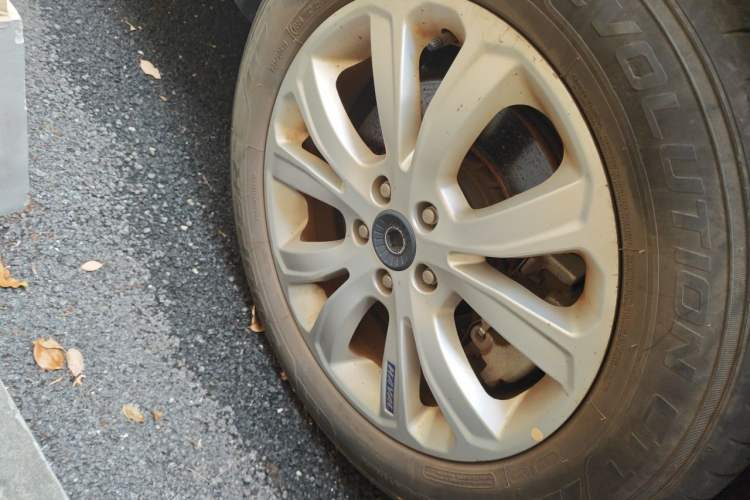 Used Haval H4 2018 Blue Label 1.5 GDIT DCT Fashion Edition Right Front Wheel Hub