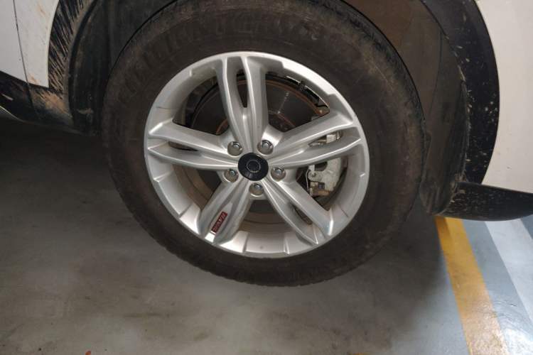 Used Haval H4 2018 Red-Label 1.5 GDIT DCT Fashion Edition Right Front Wheel Hub