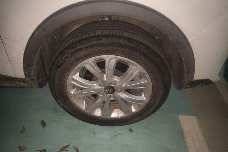 Used Haval H4 2018 Blue Label 1.5 GDIT DCT Fashion Edition Right Front Wheel Hub