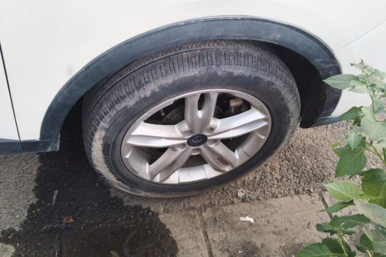 Used Haval H4 2018 Red-Label 1.5 GDIT DCT Fashion Edition Right Front Wheel Hub