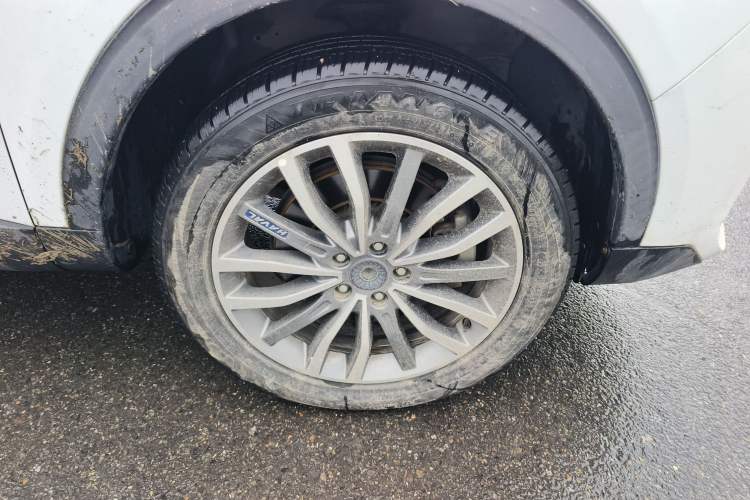 Used Haval H4 2018 Blue Label 1.5 GDIT DCT Fashion Edition Right Front Wheel Hub