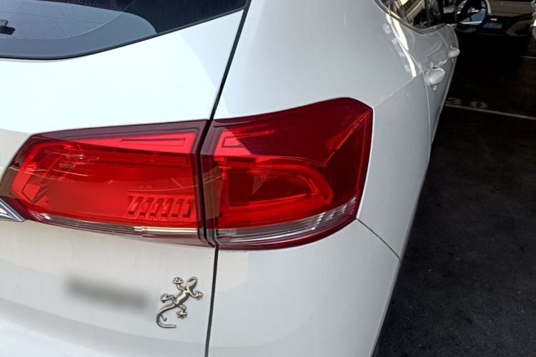 Used Haval H4 2018 Blue Label 1.5 GDIT DCT Fashion Edition Right Rear Taillight