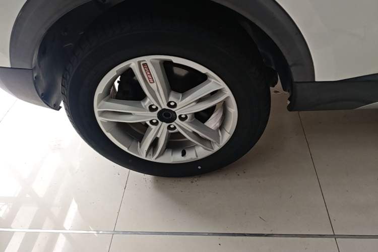 Used Haval H4 2018 Red-Label 1.5 GDIT DCT Fashion Edition Right Rear Wheel Hub