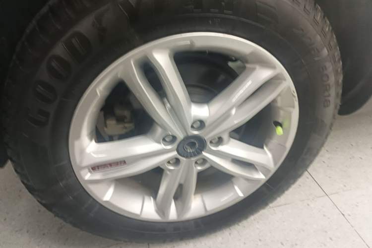 Used Haval H4 2018 Red-Label 1.5 GDIT DCT Fashion Edition Right Rear Wheel Hub