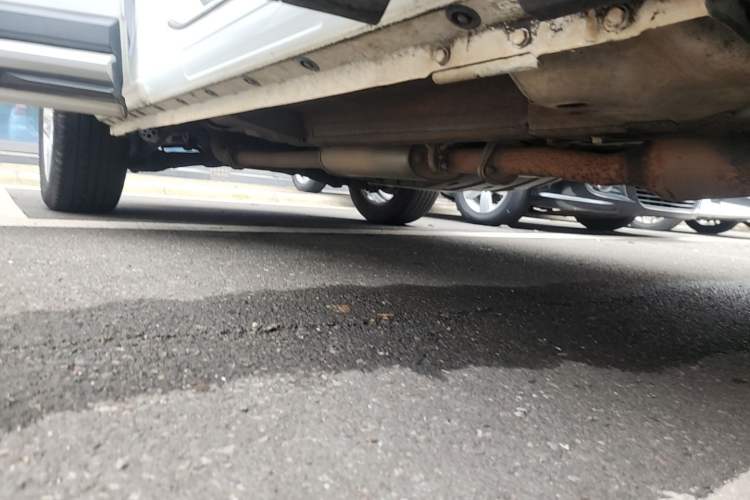 Used Haval H4 2018 Red-Label 1.5 GDIT DCT Fashion Edition Right Side Sill