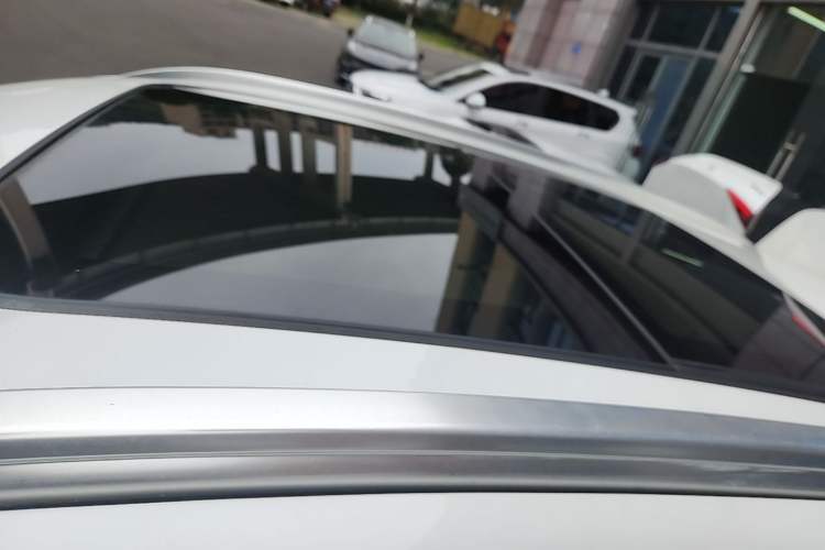 Used Haval H4 2018 Red-Label 1.5 GDIT DCT Fashion Edition Roof