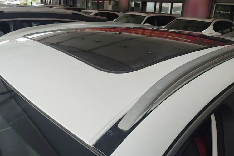 Used Haval H4 2018 Red-Label 1.5 GDIT DCT Fashion Edition Roof
