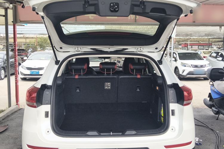 Used Haval H4 2018 Red-Label 1.5 GDIT DCT Fashion Edition Trunk