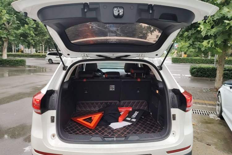 Used Haval H4 2018 Red-Label 1.5 GDIT DCT Fashion Edition Trunk