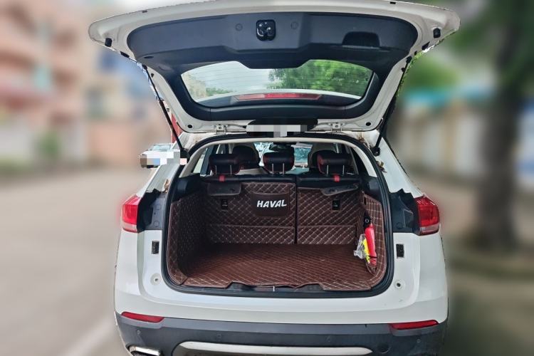 Used Haval H4 2018 Blue Label 1.5 GDIT DCT Fashion Edition Trunk