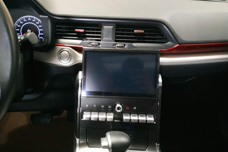 Used Haval H4 2019 Red-Label 1.5 GDIT DCT Luxury Smart Connectivity Model Audio And AC Panel