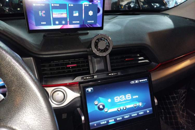 Used Haval H4 2019 1.5 GDIT DCT Ultra-Luxury Smart Connectivity Model China VI Standard Audio And AC Panel