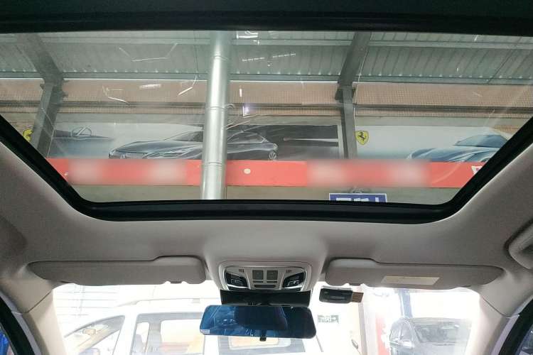 Used Haval H4 2019 Red-Label 1.5 GDIT DCT Luxury Smart Connectivity Model Headliner