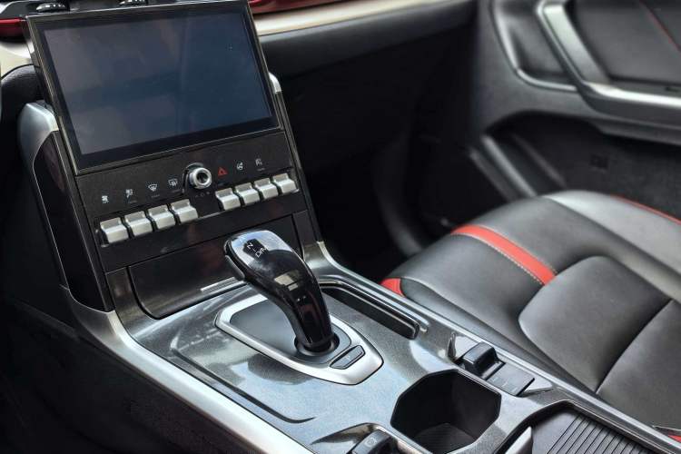 Used Haval H4 2019 1.5 GDIT DCT Ultra-Luxury Smart Connectivity Model China VI Standard Interior 10