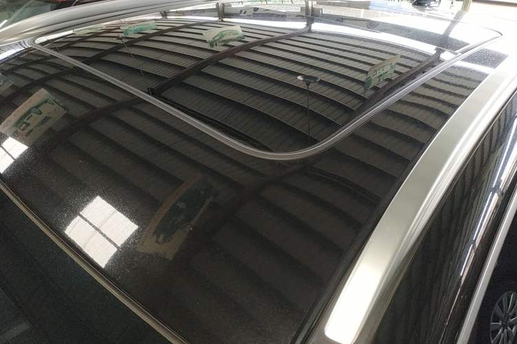 Used Haval H4 2019 Red-Label 1.5 GDIT DCT Luxury Smart Connectivity Model Roof