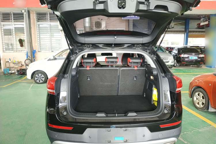 Used Haval H4 2019 Red-Label 1.5 GDIT DCT Luxury Smart Connectivity Model Trunk