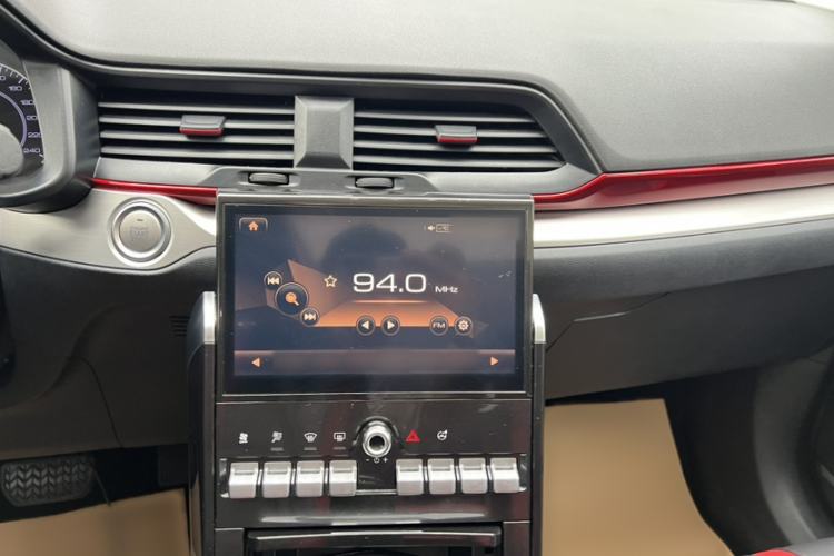 Used Haval H4 2019 1.5 GDIT DCT Luxury Smart Connectivity Version China VI Standard Audio And AC Panel