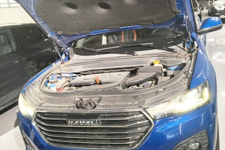 Used Haval H4 2019 1.5 GDIT DCT Luxury Smart Connectivity Version China VI Standard Engine Bay