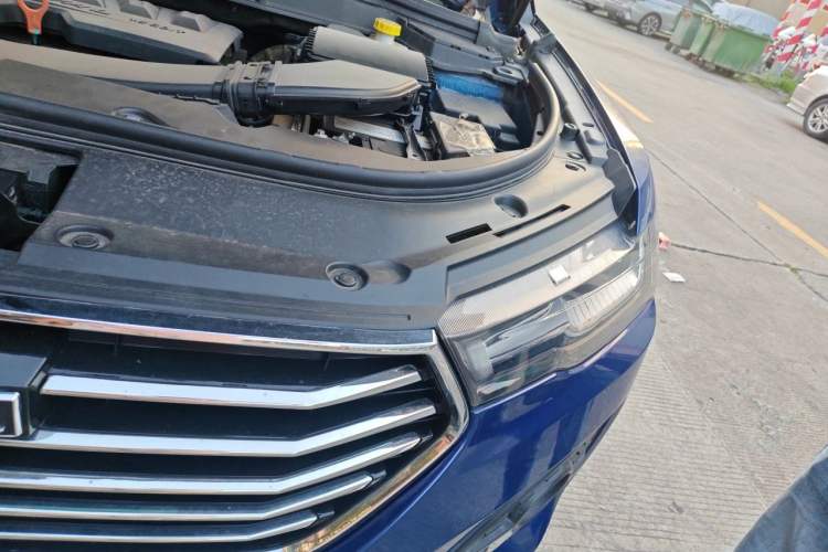 Used Haval H4 2019 1.5 GDIT DCT Luxury Smart Connectivity Version China VI Standard Engine Bay Left