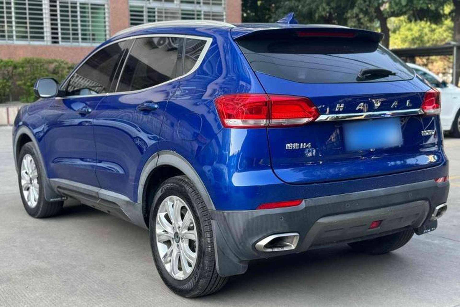 Used Haval H4 2019 1.5 GDIT DCT Luxury Smart Connectivity Version China V Standard Exterior 5