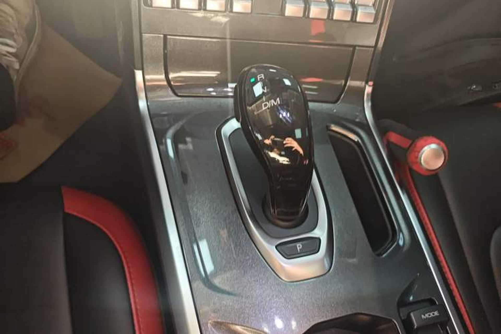 Used Haval H4 2019 1.5 GDIT DCT Luxury Smart Connectivity Version China VI Standard Gear Lever