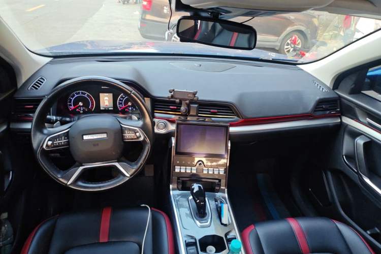 Used Haval H4 2019 1.5 GDIT DCT Luxury Smart Connectivity Version China VI Standard Headliner