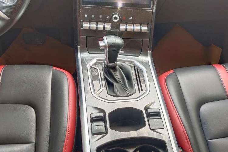 Used Haval H4 2019 Red-Label 1.5 GDIT DCT Luxury Smart Connectivity Model Interior 4
