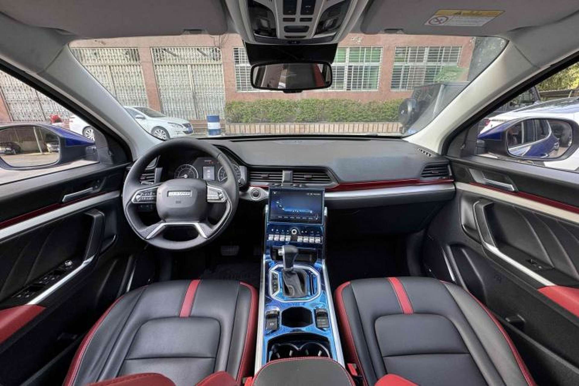 Used Haval H4 2019 1.5 GDIT DCT Luxury Smart Connectivity Version China V Standard Interior 8