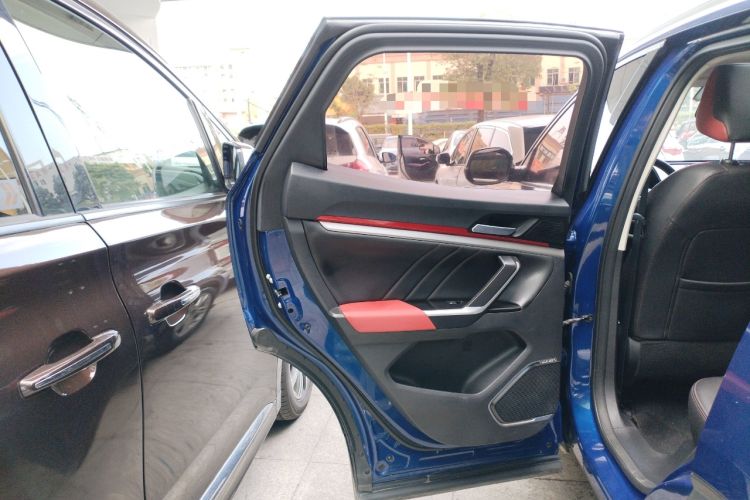 Used Haval H4 2019 Red-Label 1.5 GDIT DCT Luxury Smart Connectivity Model Left Rear Door Interior