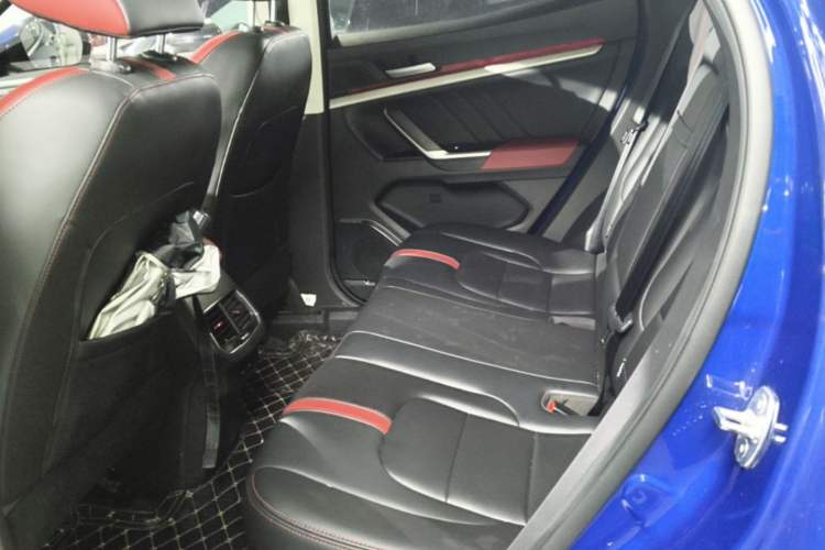 Used Haval H4 2019 1.5 GDIT DCT Luxury Smart Connectivity Version China VI Standard Left Rear Seat