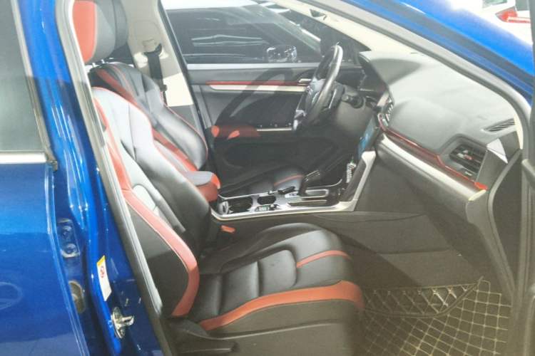 Used Haval H4 2019 1.5 GDIT DCT Luxury Smart Connectivity Version China VI Standard Right Front Seat