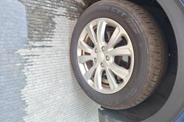 Used Haval H4 2019 1.5 GDIT DCT Luxury Smart Connectivity Version China VI Standard Right Front Wheel Hub