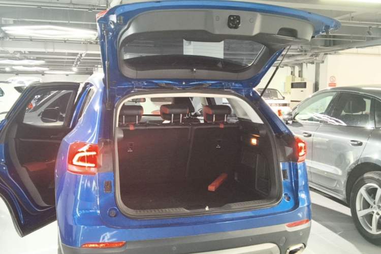 Used Haval H4 2019 1.5 GDIT DCT Luxury Smart Connectivity Version China VI Standard Trunk