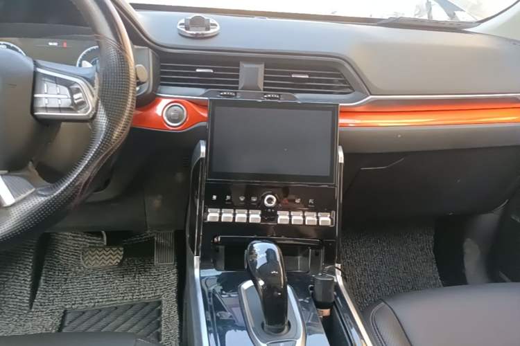 Used Haval H4 2019 1.5 GDIT Pro Version China VI Standard Audio And AC Panel