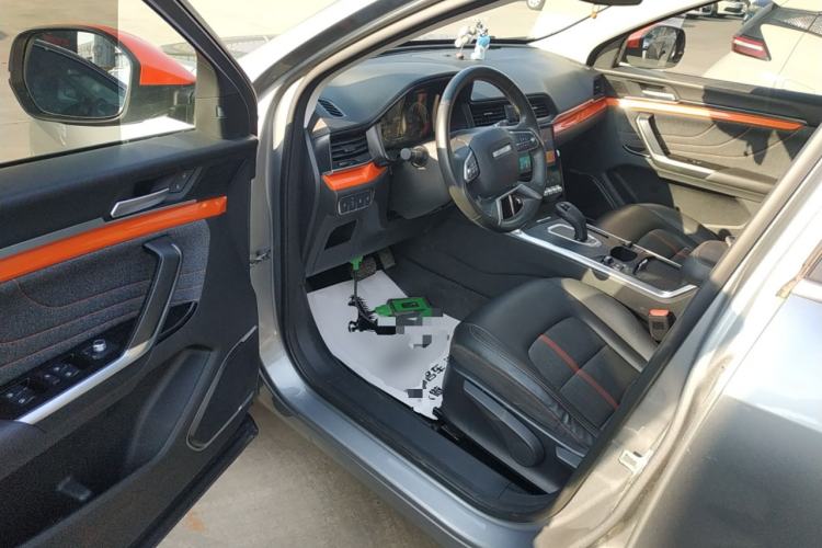 Used Haval H4 2019 1.5 GDIT Pro Version China VI Standard Interior 3