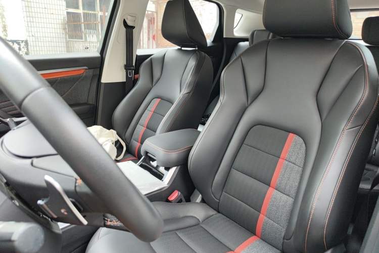 Used Haval H4 2019 1.5 GDIT Pro Version China VI Standard Left Front Seat