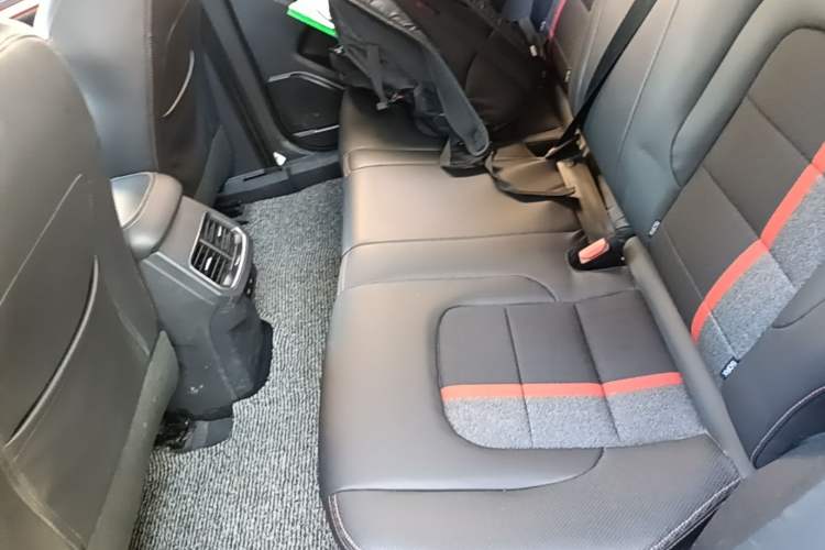 Used Haval H4 2019 1.5 GDIT Pro Version China VI Standard Left Rear Seat