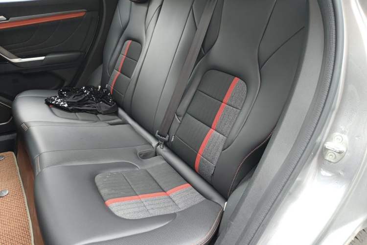 Used Haval H4 2019 1.5 GDIT Pro Version China VI Standard Left Rear Seat